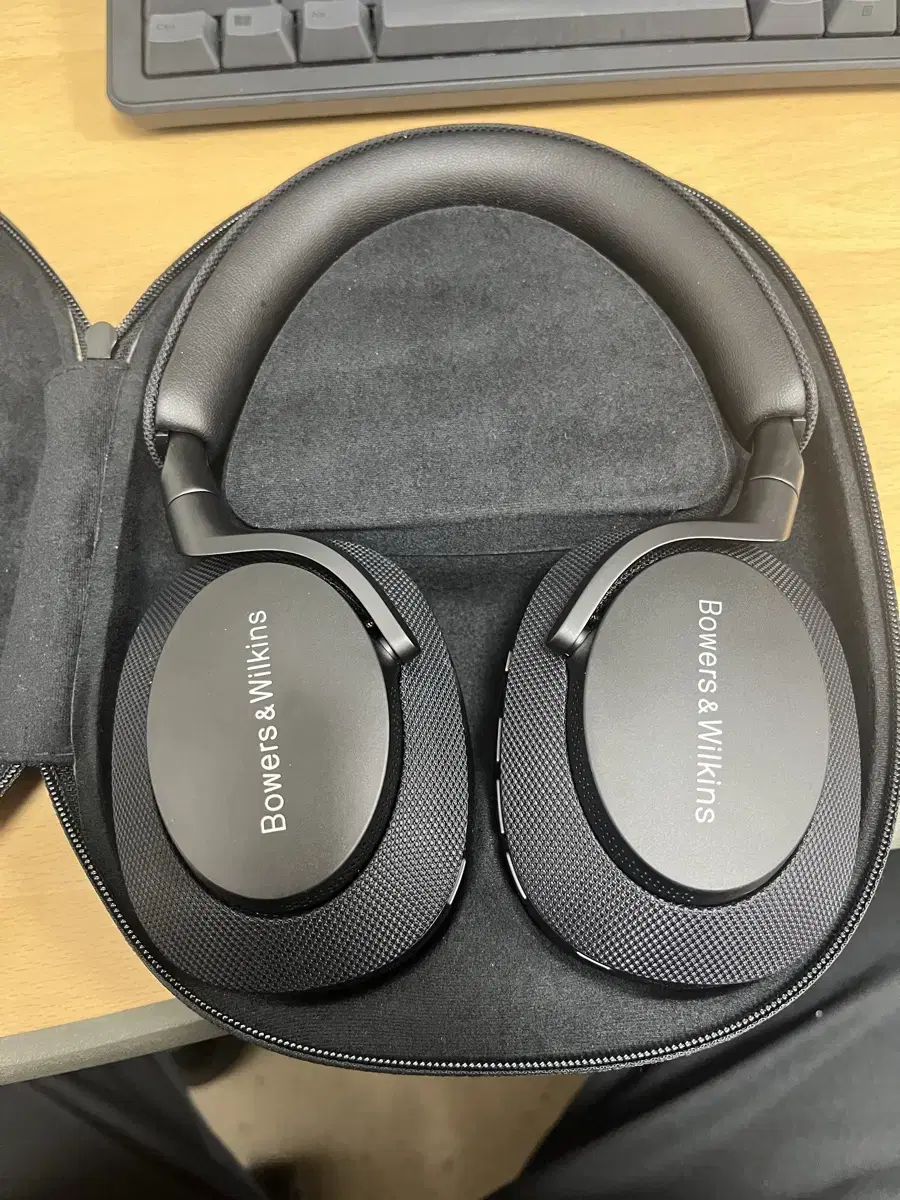 Bowers & Wilkins PX7 S2e 헤드폰 (with 헤드셋 걸